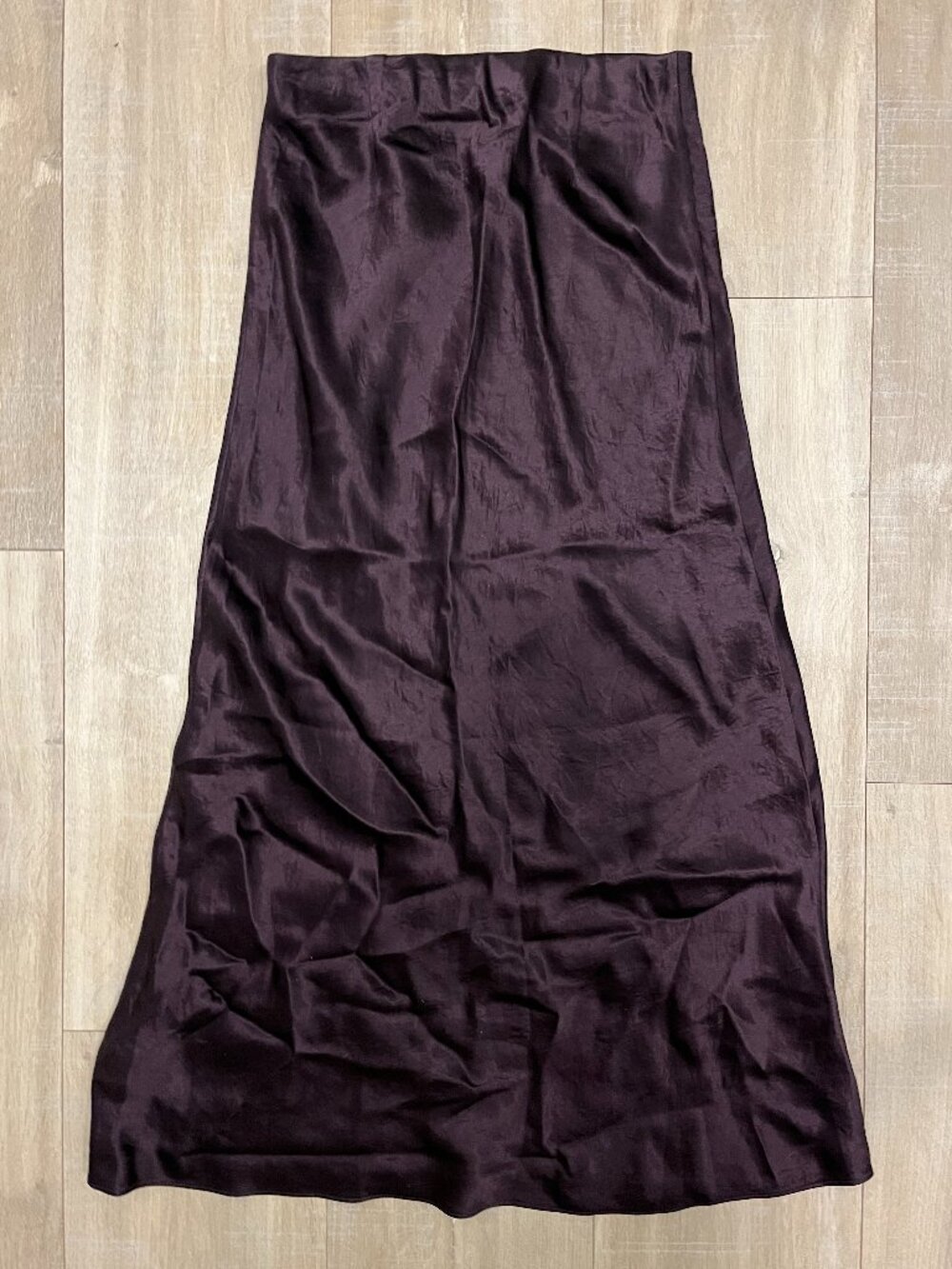Aritzia Babton Slip Satin Midi Skirt, Purple Size 00